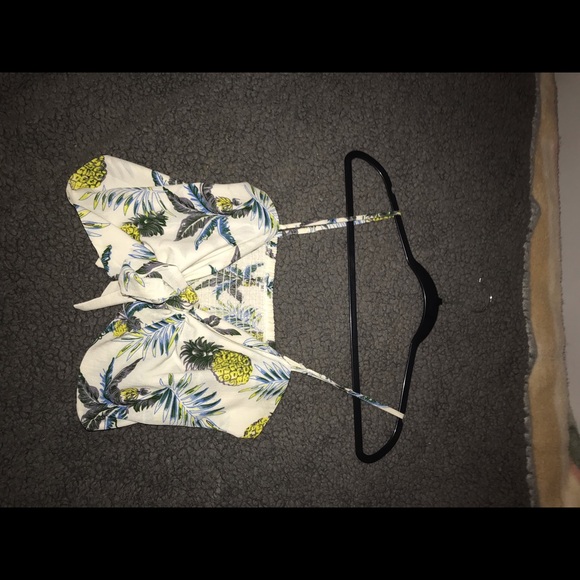 MISGUIDED, PLT, FOREVER 21 BUNDLE! - Picture 5 of 8